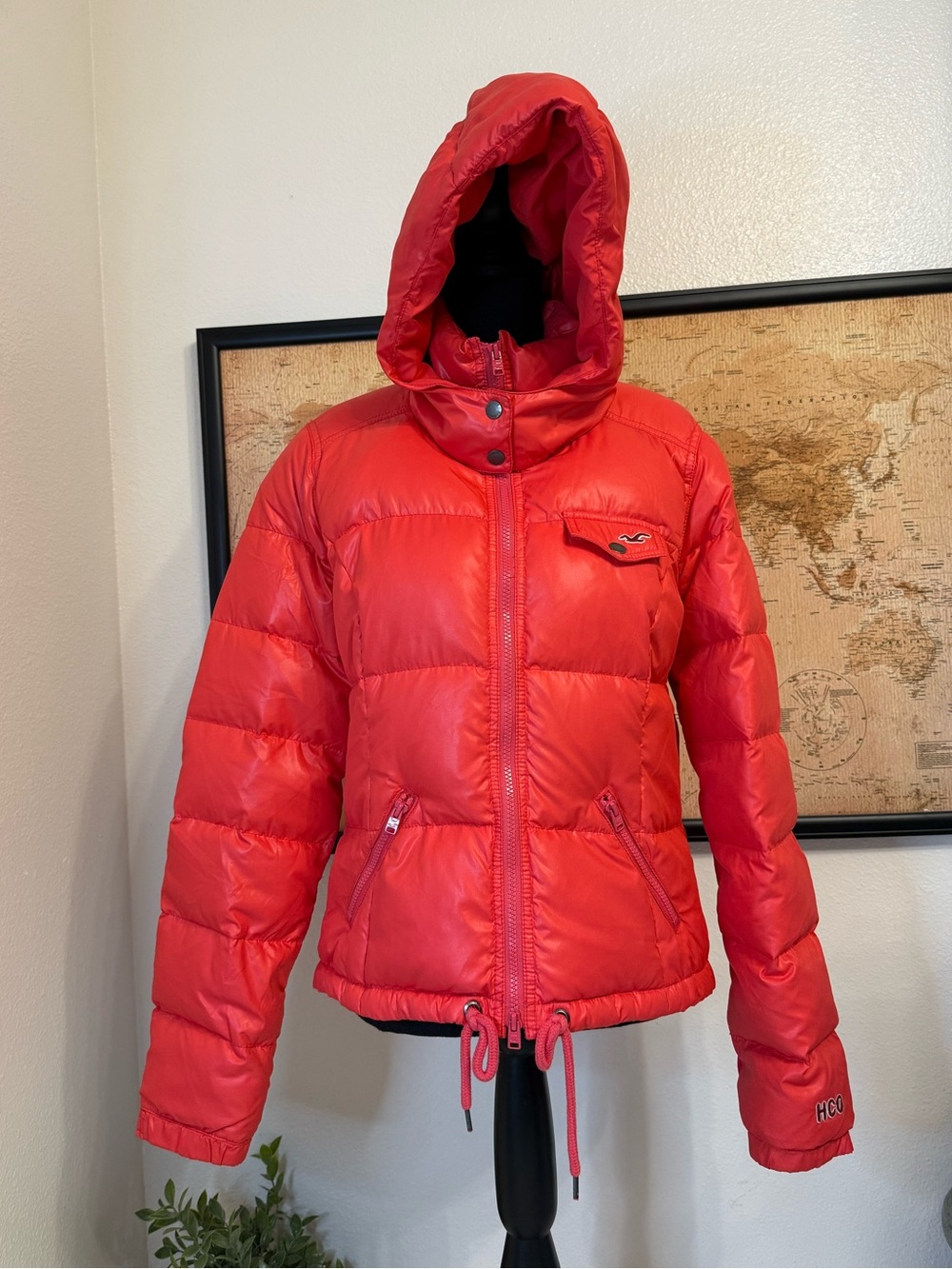 Hollister feather down puffer jacket with hood size large